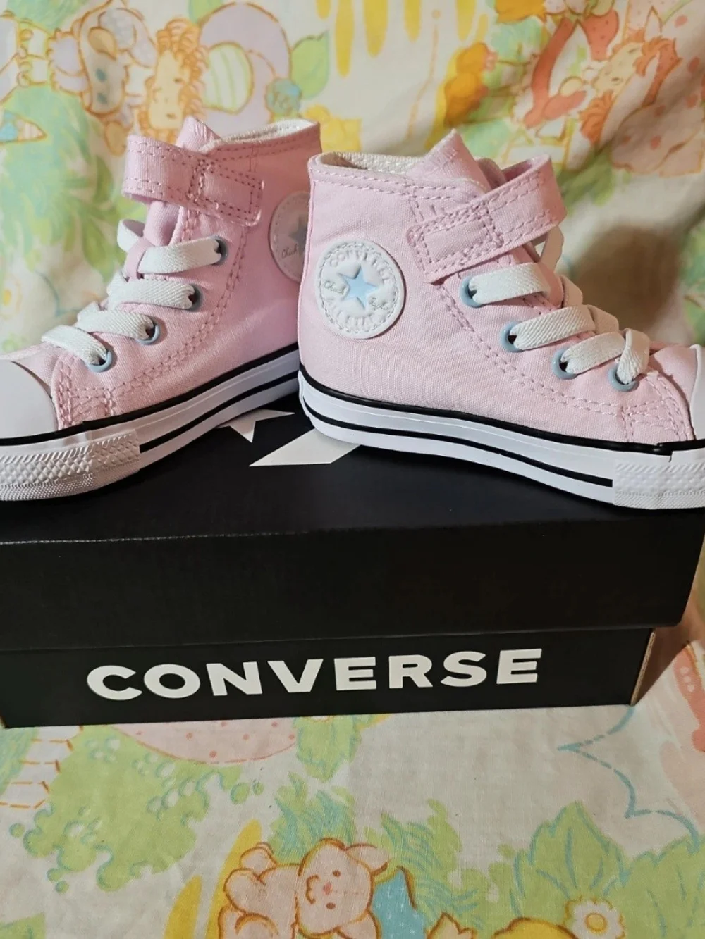 Converse kids high